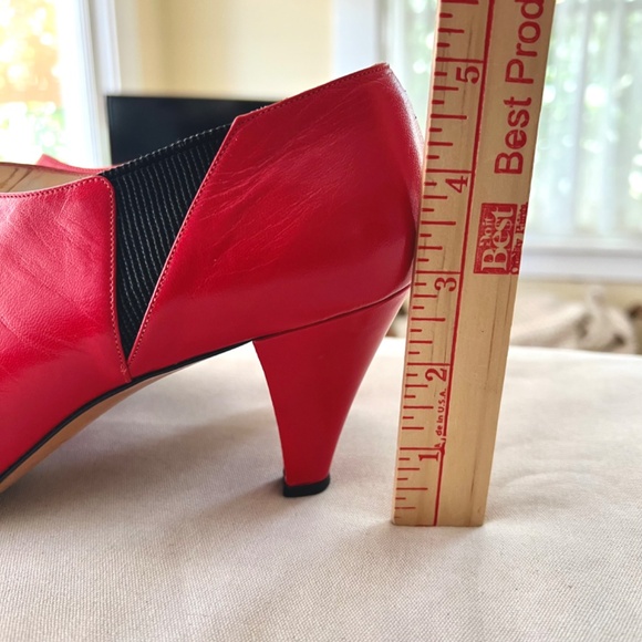 Vintage TOKIO KUMAGAI Red/ Black Leather Pumps Made In Italy - 39 1/2 - Picture 12 of 13